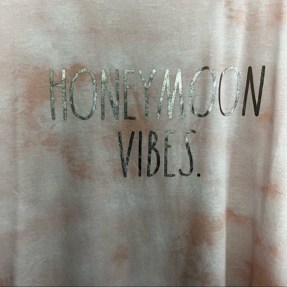 Rae Dunn Womens Short Sleeve "Honeymoon Vibes" Graphic Tee Sz L - Picture 2 of 7